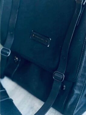 Burberry Black Leather Messenger Bag